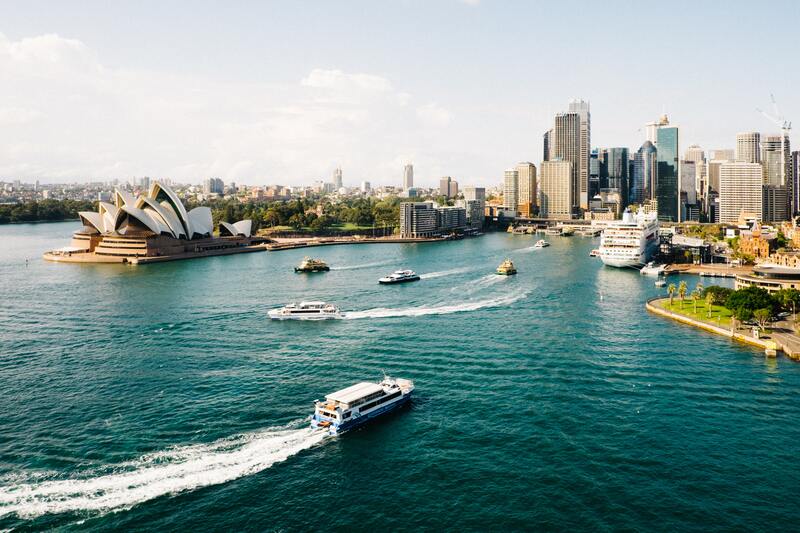 Australia, view of Sydney Harbor and Sydney Opera House